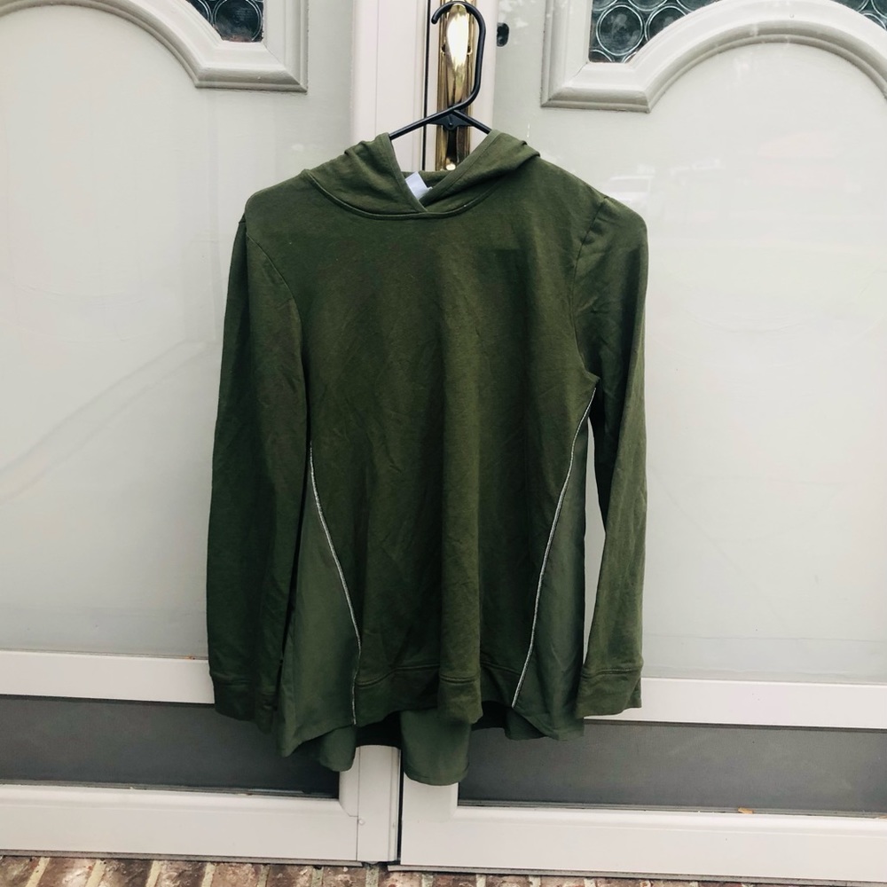 CHICO’S “Zenergy” High-Low Color Block Hoodie - Olive (Size 4-6)
